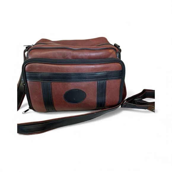 Canon AE-1 Program SLR 35mm Film Camera w/ 50mm F/1.8 Lens & Camera Bag & More - Picture 10 of 13